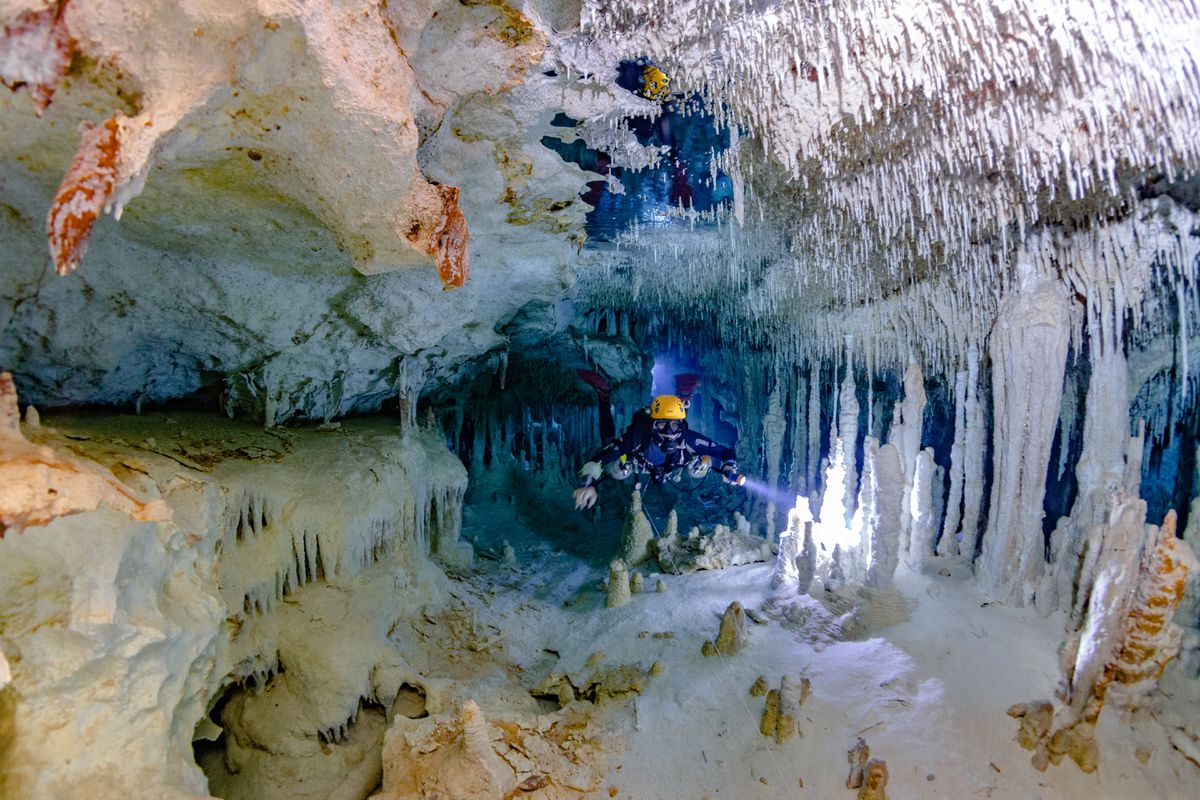 El Tren Maya se construye sobre el mayor sistema de cuevas sumergidas del mundo