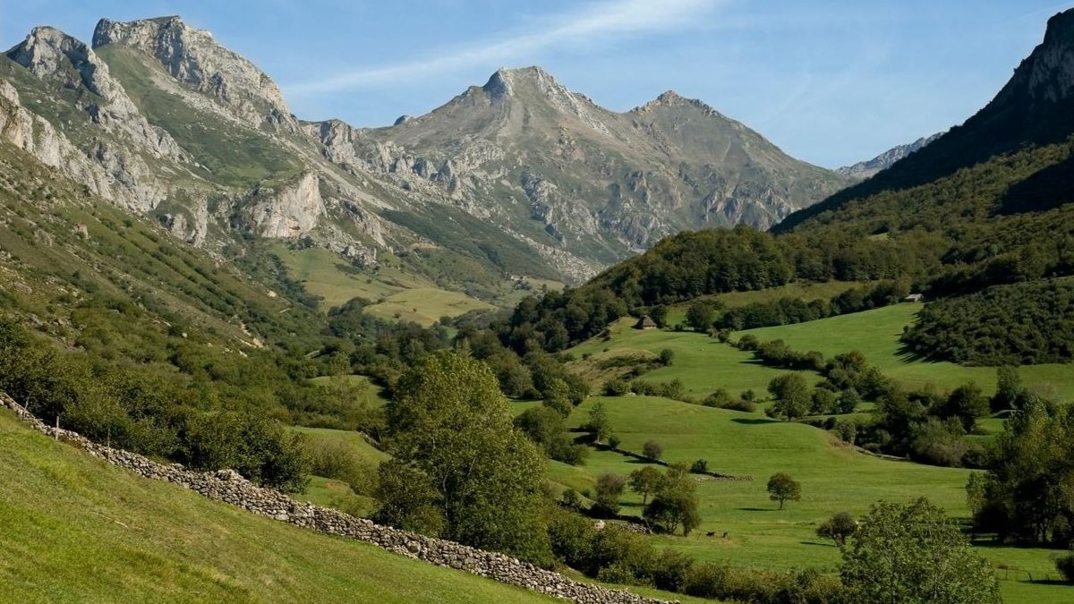 6 mejores frases para felicitar a los asturianos