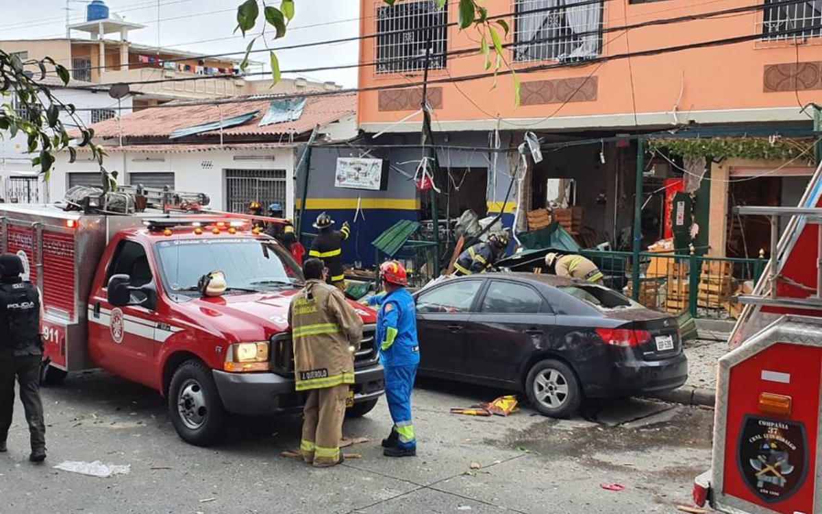 Al menos tres muertos y cinco heridos por explosión en restaurante de Ecuador | Videos