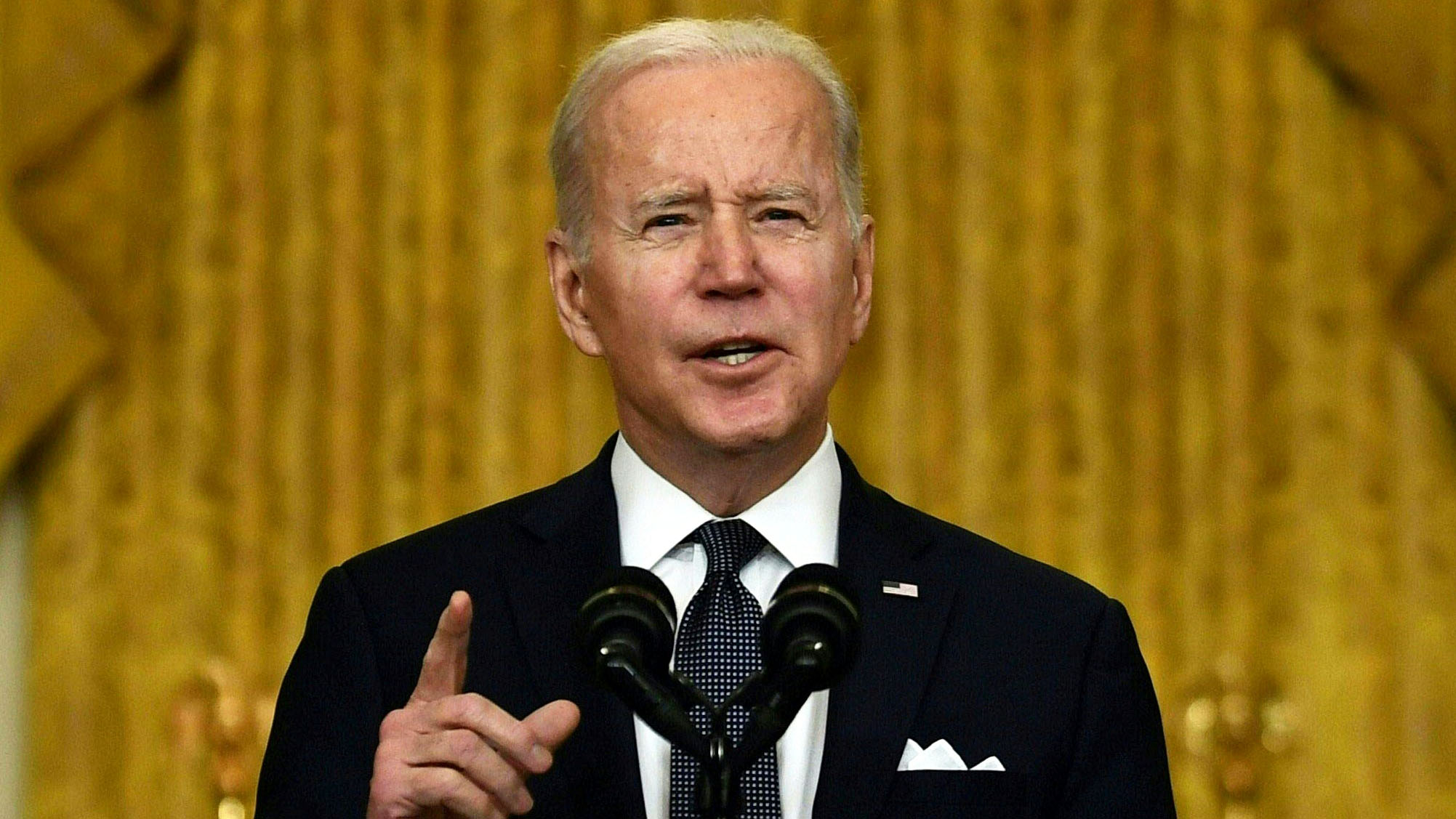 Biden pide una desescalada, dice que EEUU “responderá” si Rusia invade Ucrania