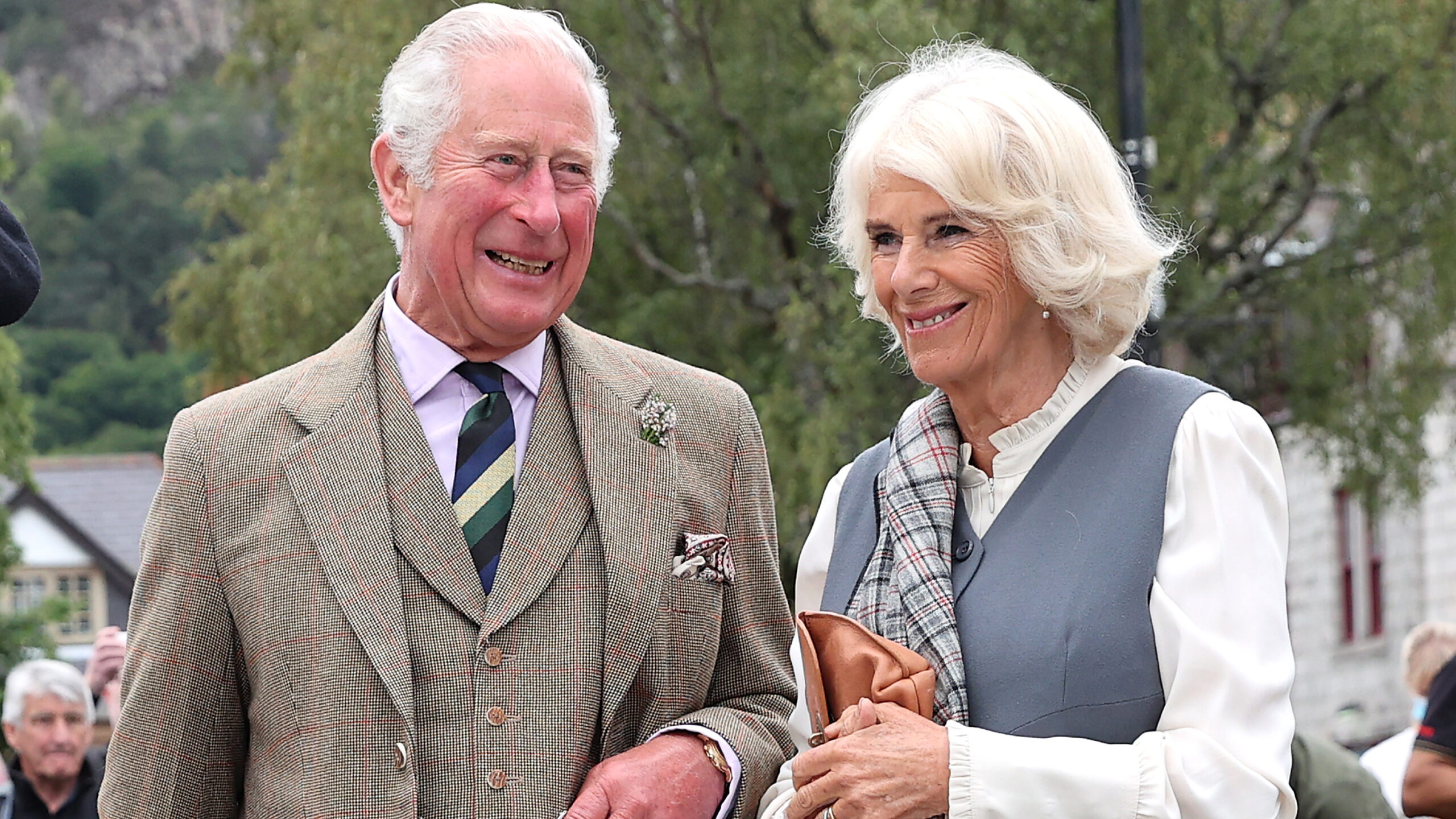 Camilla, esposa del príncipe Charles, también arroja positivo al COVID-19