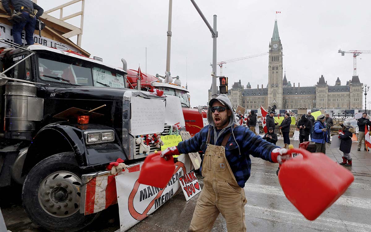 Canadá: Trudeau convoca al gabinete de crisis para enfrentar los bloqueos de los antivacunas