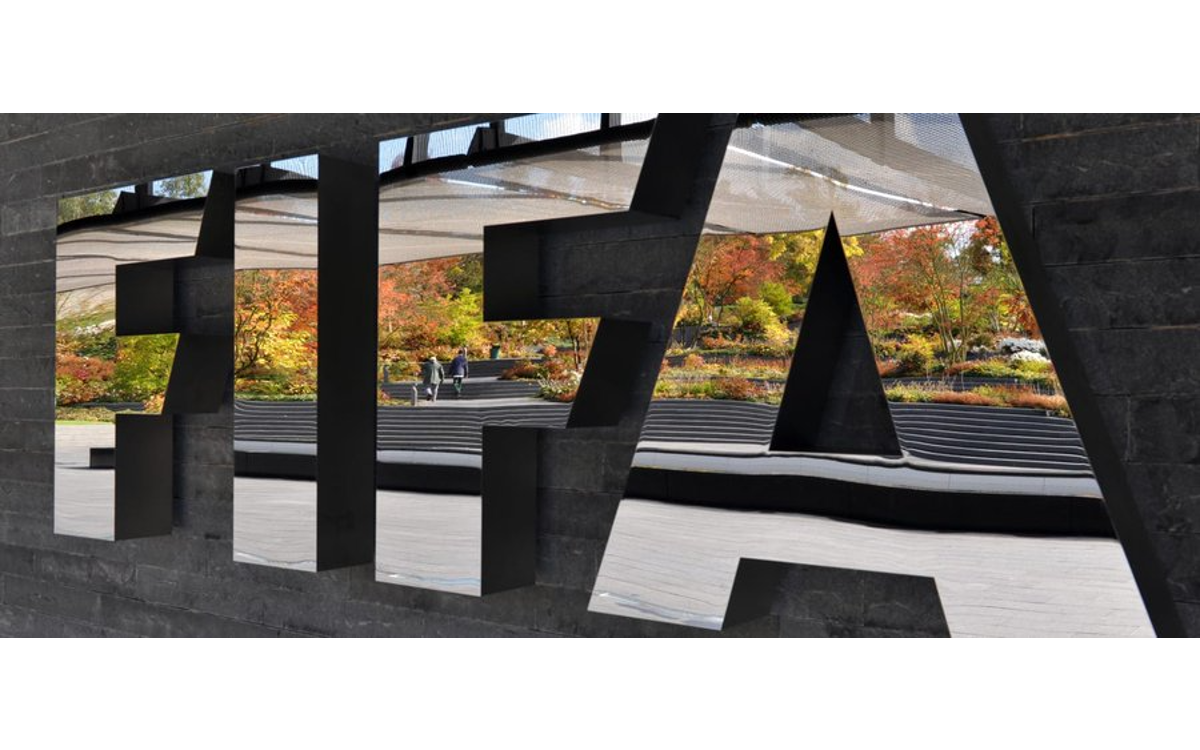 Cancela FIFA los partidos de reclasificación europea en Rusia | Tuit