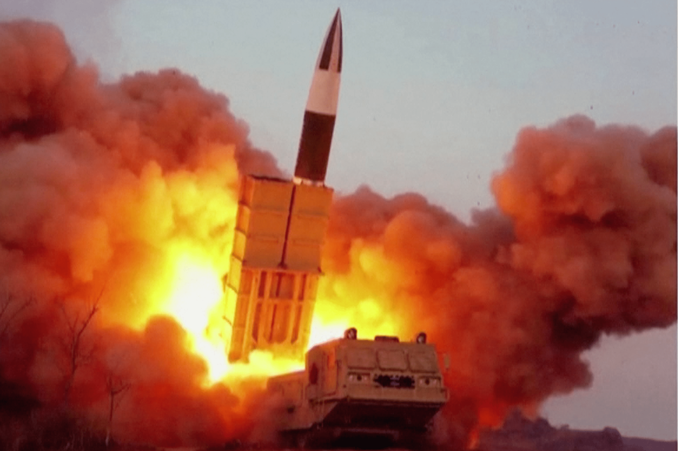 En video: Corea del Norte lanza un potente misil y prende las alarmas en la región