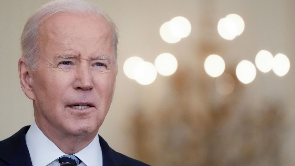 Gobierno de Biden pide al Congreso $6,400 millones para ayudar a Ucrania y aliados