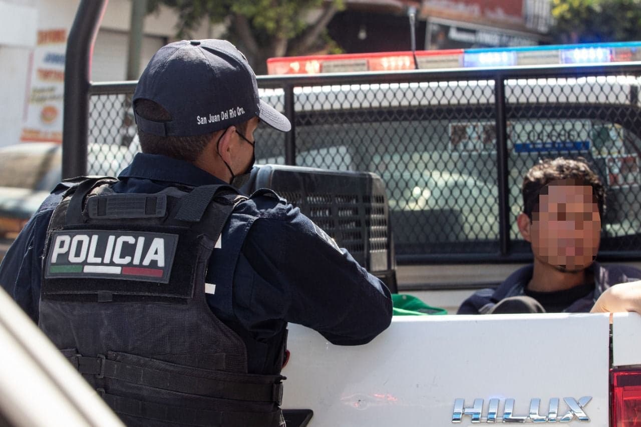 Golpea a su pareja, roban negocio y hurtan bicicleta, boletín “tutifruti” de policía de San Juan del Río