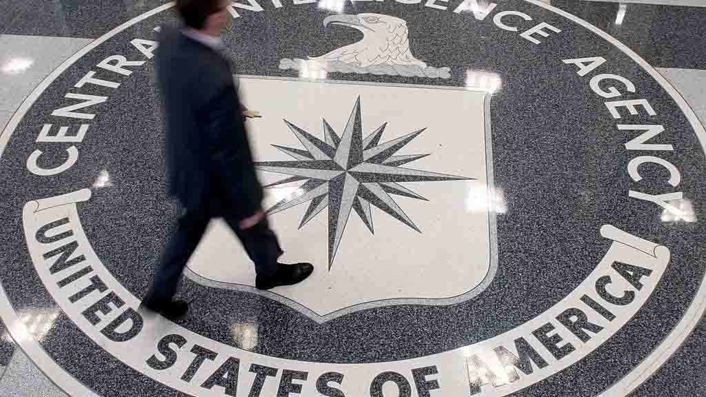La CIA tiene un programa secreto que recopila datos sobre estadounidenses, según senadores