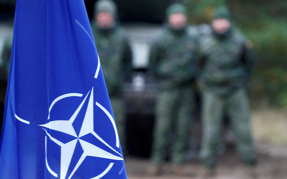 La OTAN mantendrá la política de ‘puertas abiertas’: Biden… y despliega más tropas