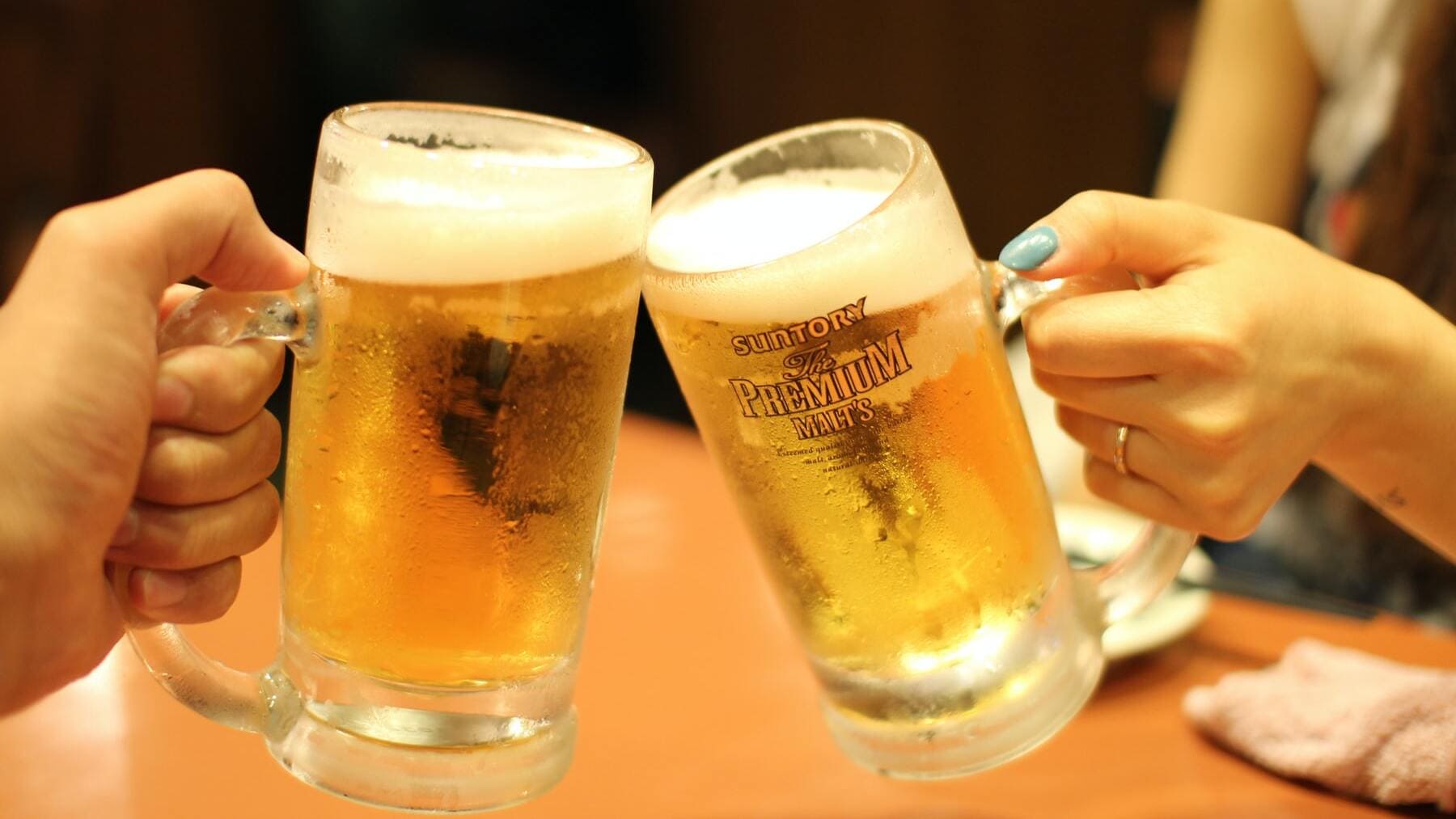 La increíble razón por la que la cerveza se hace con pescado