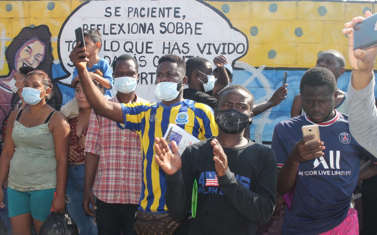 Migrantes amagan con emprender nueva caravana desde Chiapas