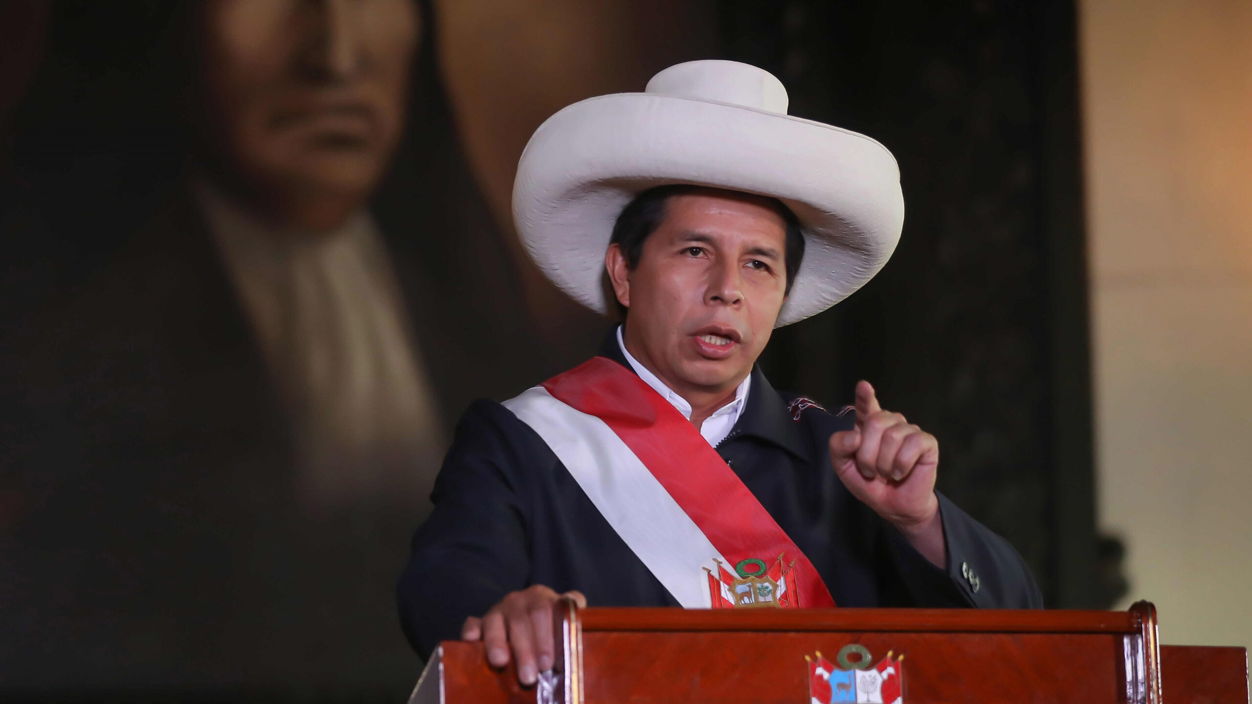Perú en crisis: primer ministro dura tres días; Castillo renueva gabinete por cuarta vez