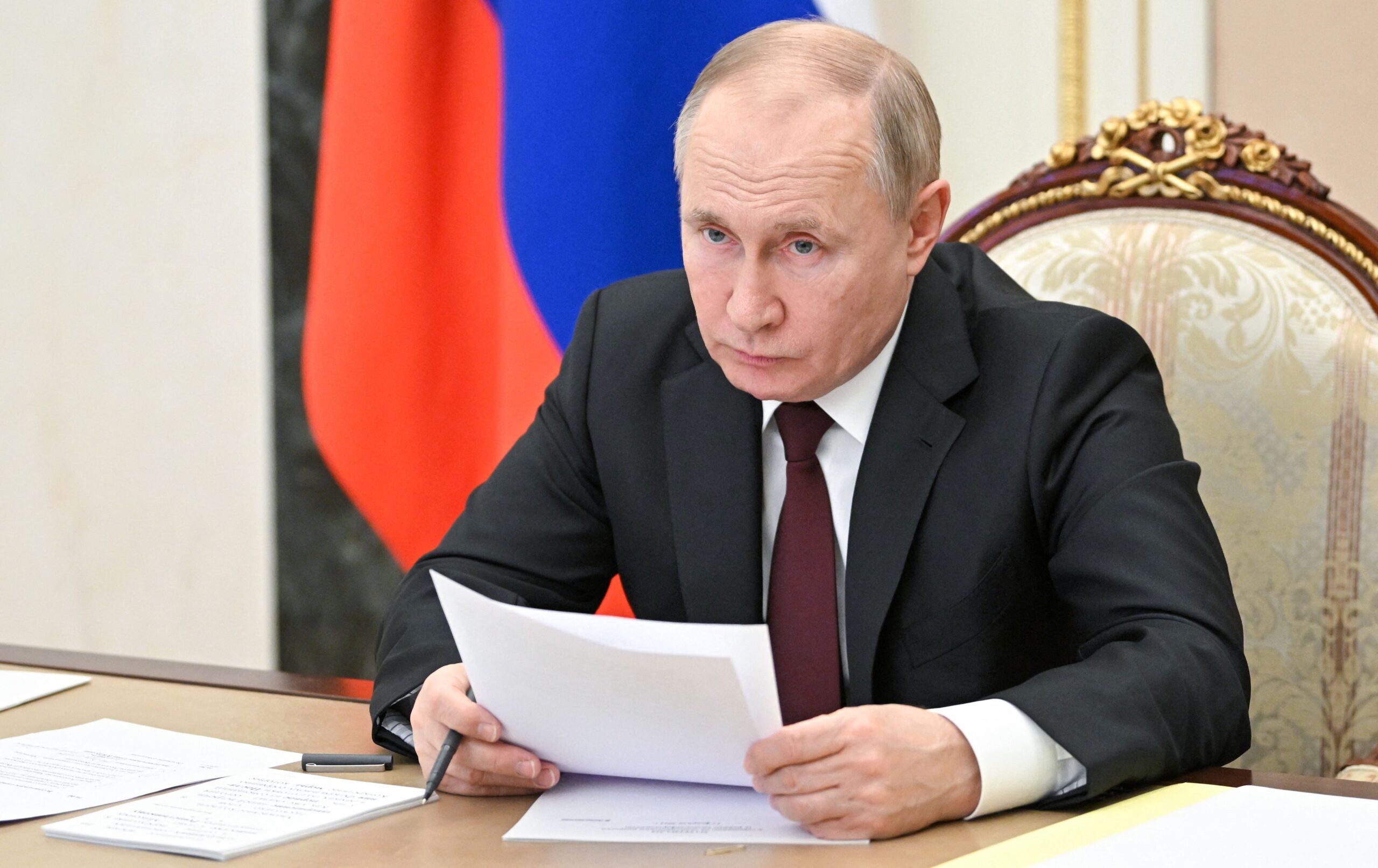 Putin eleva la tensión al anunciar maniobras militares con misiles balísticos
