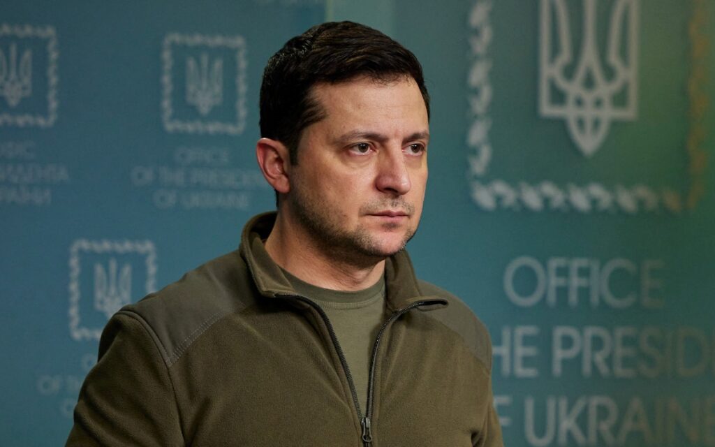 Rusia asaltará Kiev esta noche, alerta Zelensky