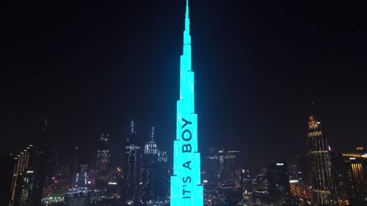 Una pareja de influencers se gasta 85.000 euros en revelar el género de su bebé en el Burj Khalifa