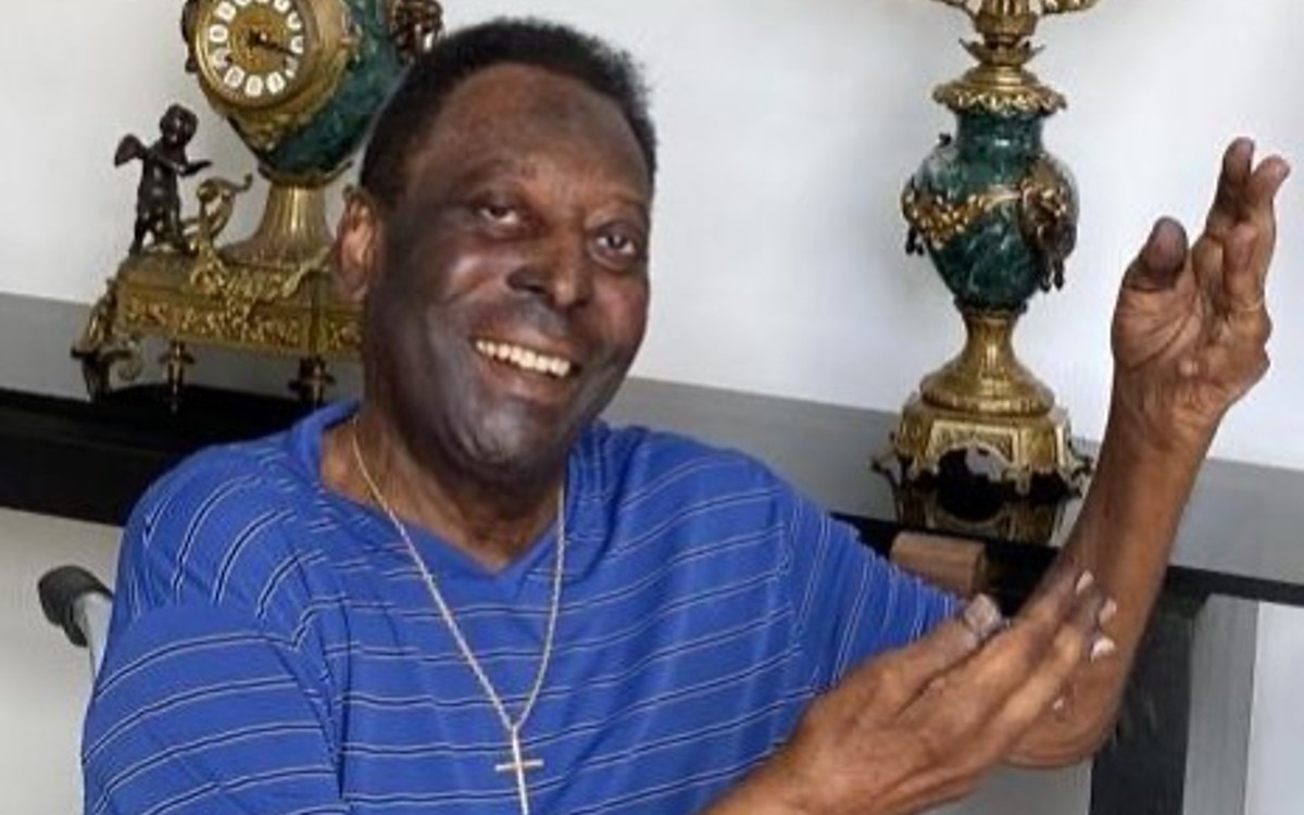 Vuelve Pelé al hospital para seguir con su tratamiento | Post