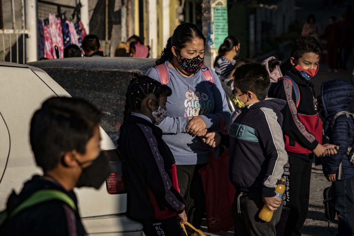 Adiós a las escuelas a tiempo completo en México: “Nos ha cambiado la vida”
