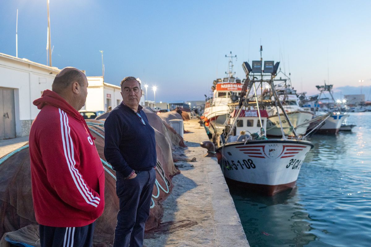 Los pescadores empiezan a amarrar la flota por los precios disparados del combustible