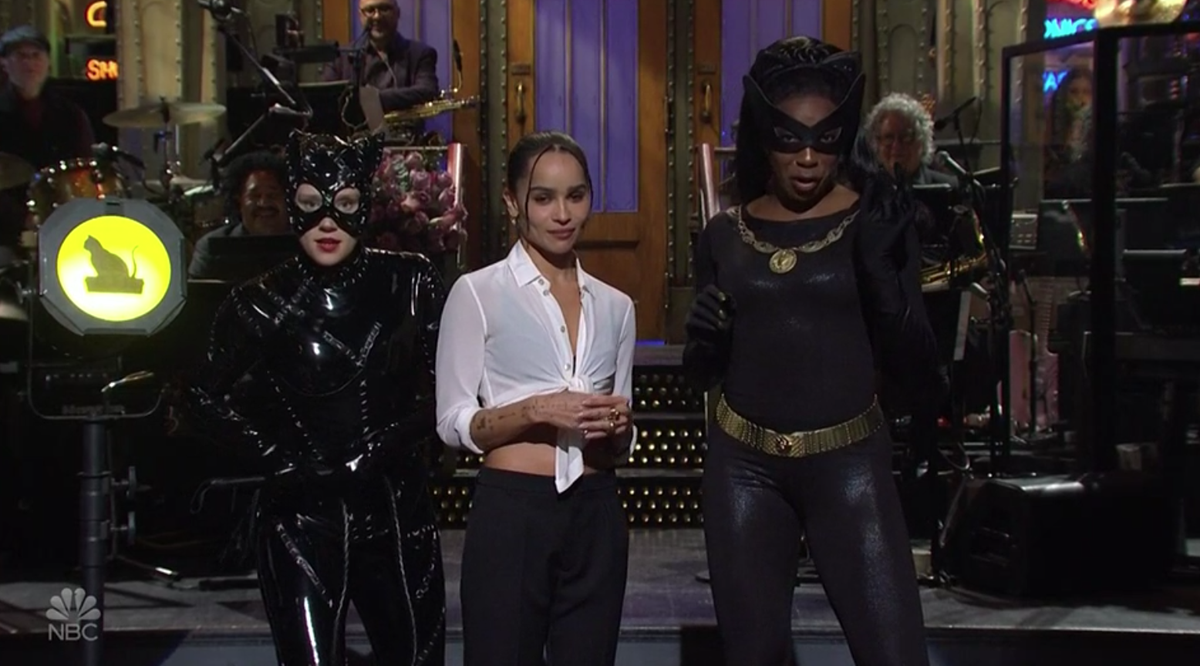 Saturday Night Live organiza una reunión de Catwoman para el debut como anfitriona de Zoe Kravitz