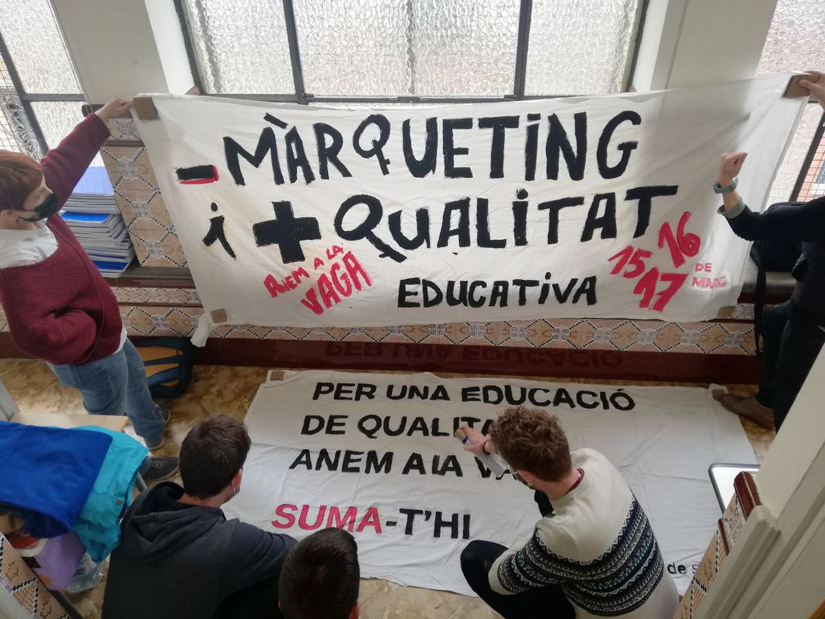 Arranca una semana con tres días de huelga en las escuelas catalanas