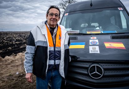 3.000 kilómetros al volante para socorrer a desconocidos en la frontera ucrania