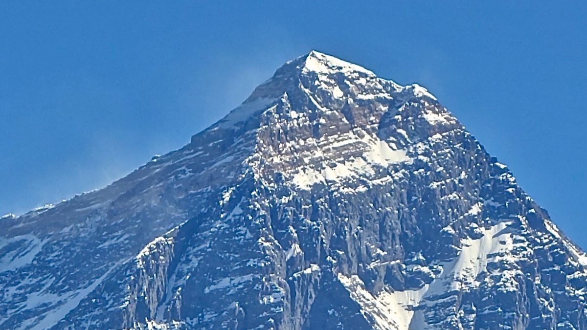 5 cosas muy curiosas que te pasarán si decides subir al Everest