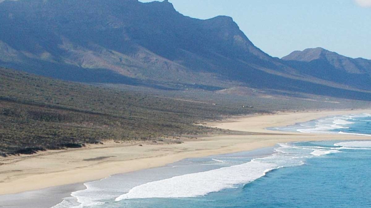 5 playas salvajes de España para relajarte este verano