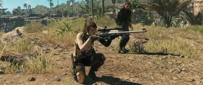 Los protagonistas de 'Metal Gear V': Solid Snake y (con poca ropa) Quiet.
