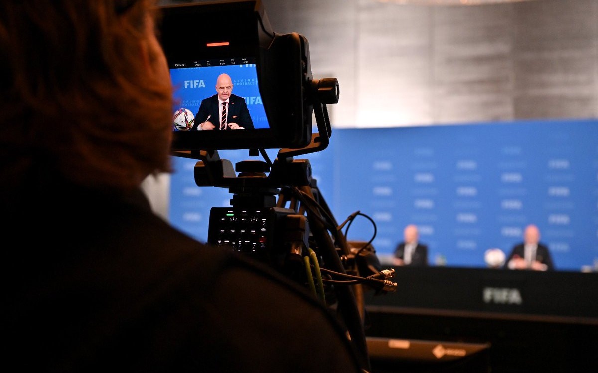 Apoyará FIFA con un millón de dólares y ayuda humanitaria a la población ucraniana | Tuit