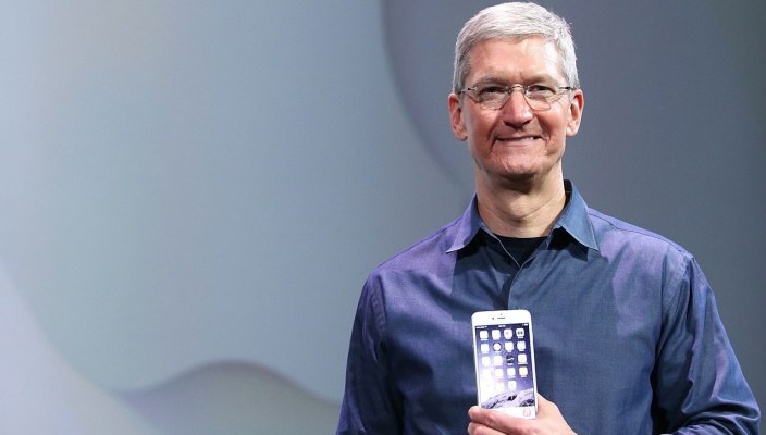 Apple aprovecha $ 900 mil millones después de un cuarto trimestre reventón