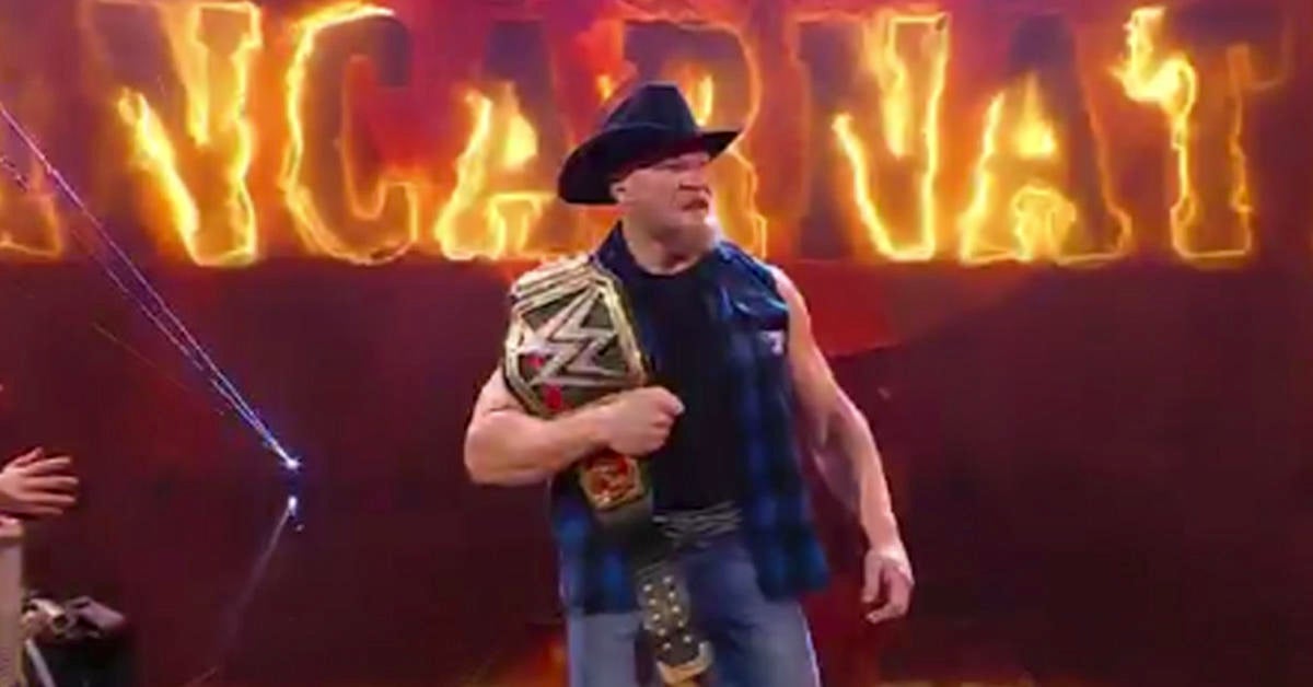 Brock Lesnar lanza el título de la WWE y persigue a Paul Heyman en Chaotic Start to SmackDown