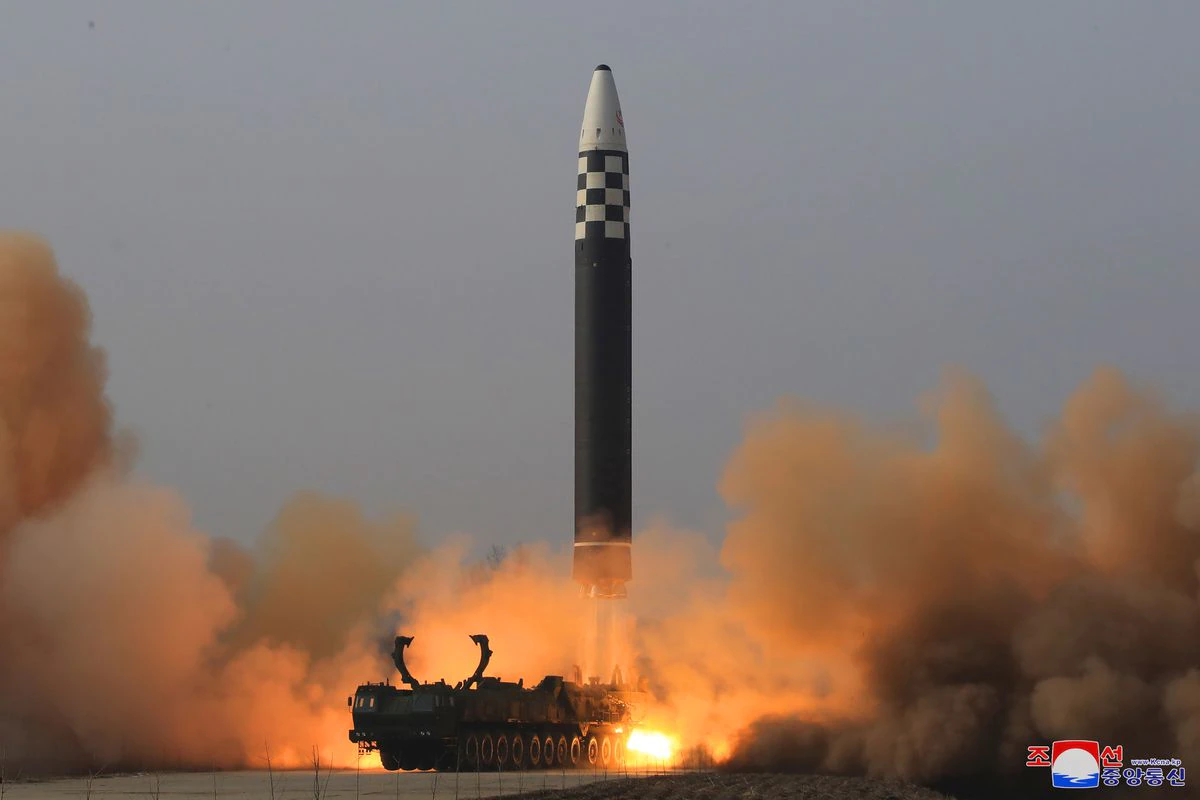 Corea del Norte confirma el lanzamiento del misil más potente de su historia, ‘el monstruo’ Hwasong-17