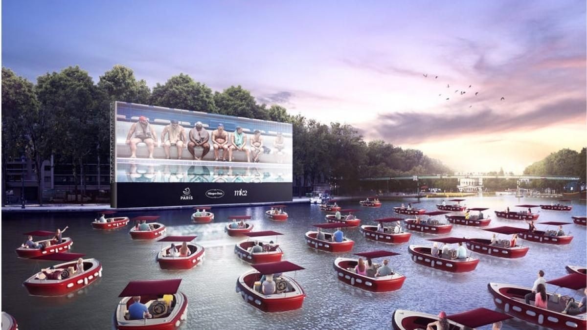 El cine flotante de París es lo más bonito que verás este verano