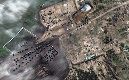 El conflicto de Ucrania consolida la era de las guerras accesibles al gran público con imágenes de satélite