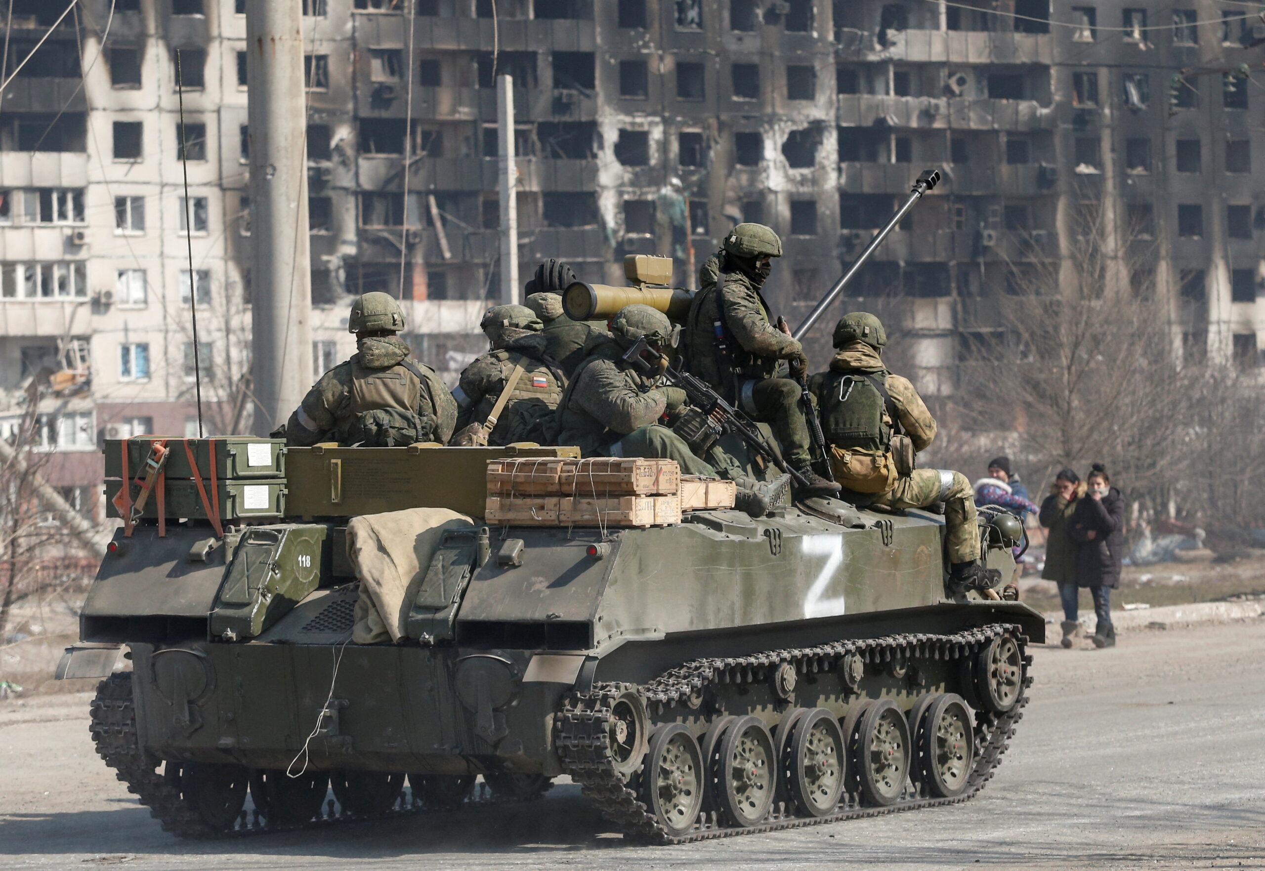 El precio en Rusia por rechazar la guerra: amenazas a activistas y militares despedidos