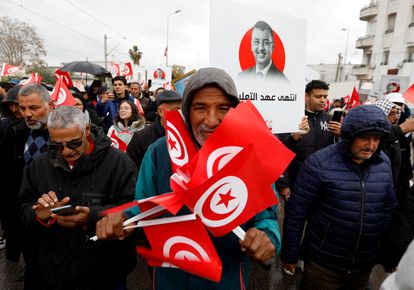 El presidente de Túnez disuelve el Parlamento ocho meses después de suspender sus funciones