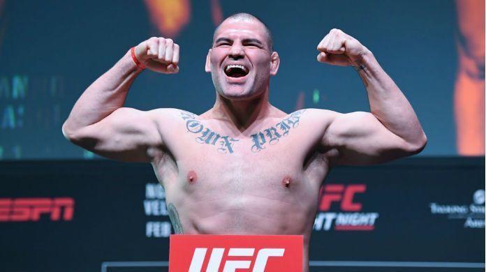 Ex estrella de UFC y WWE Cain Velásquez arrestado por presuntamente dispararle a un hombre en San José