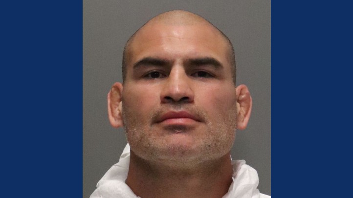 Exestrella de la MMA Caín Velásquez le habría disparado a un hombre sospechoso de abusar de un miembro de su familia