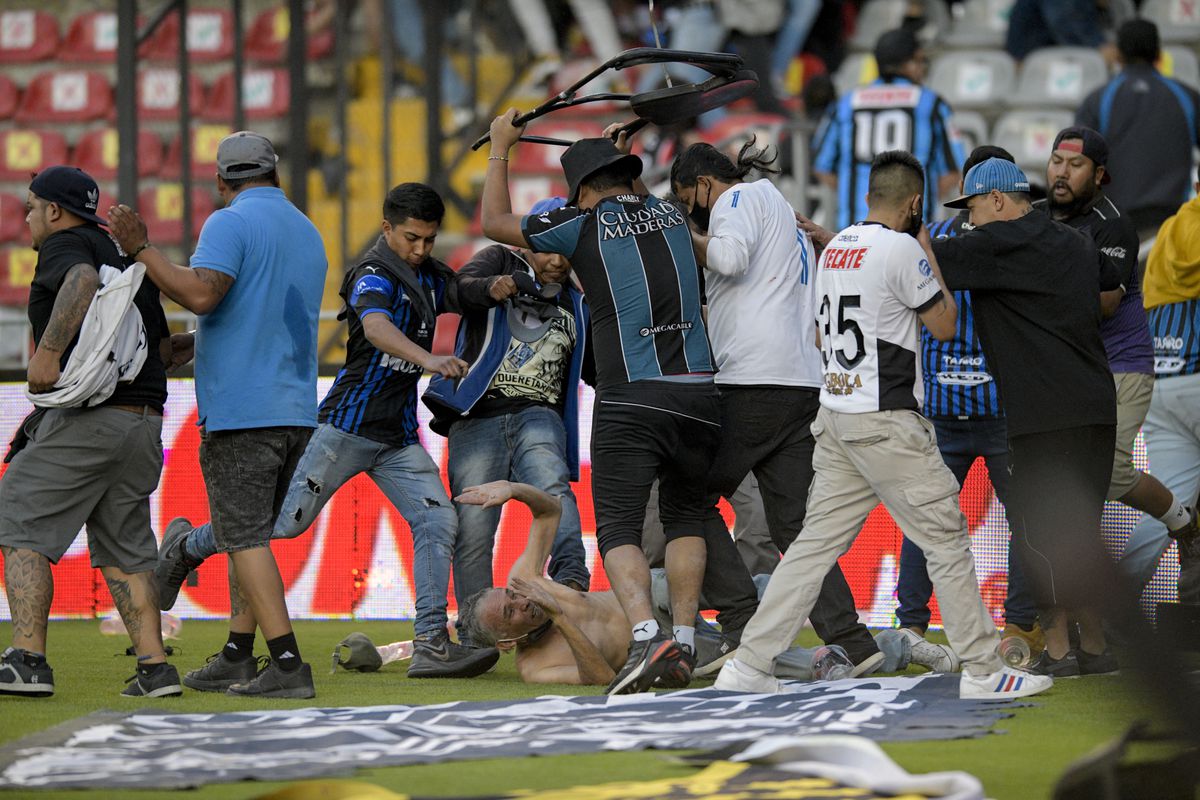 Horror en el fútbol: la violencia en México da la vuelta al mundo