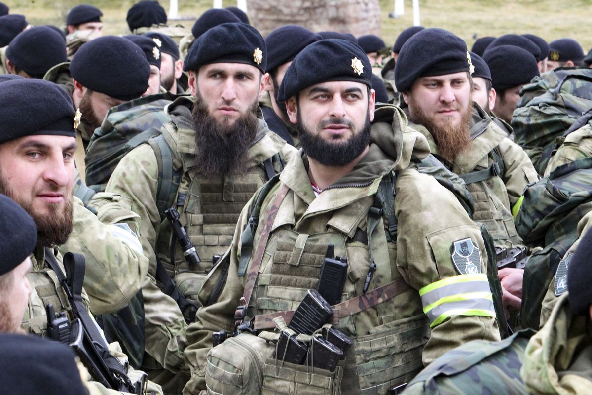Las fuerzas chechenas curtidas en Siria refuerzan las tropas rusas en la invasión de Ucrania