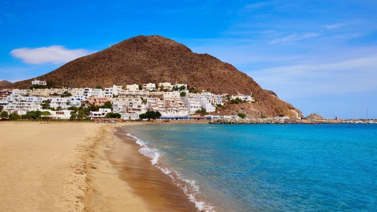 Las mejores playas de Andalucía con Bandera Azul en 2020 para tus vacaciones