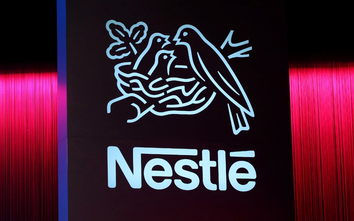 Nestlé cierra temporalmente sus operaciones en Ucrania