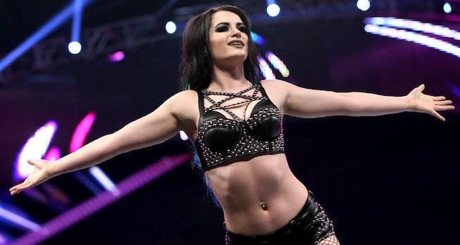 Paige responde a los críticos por no regresar a la WWE