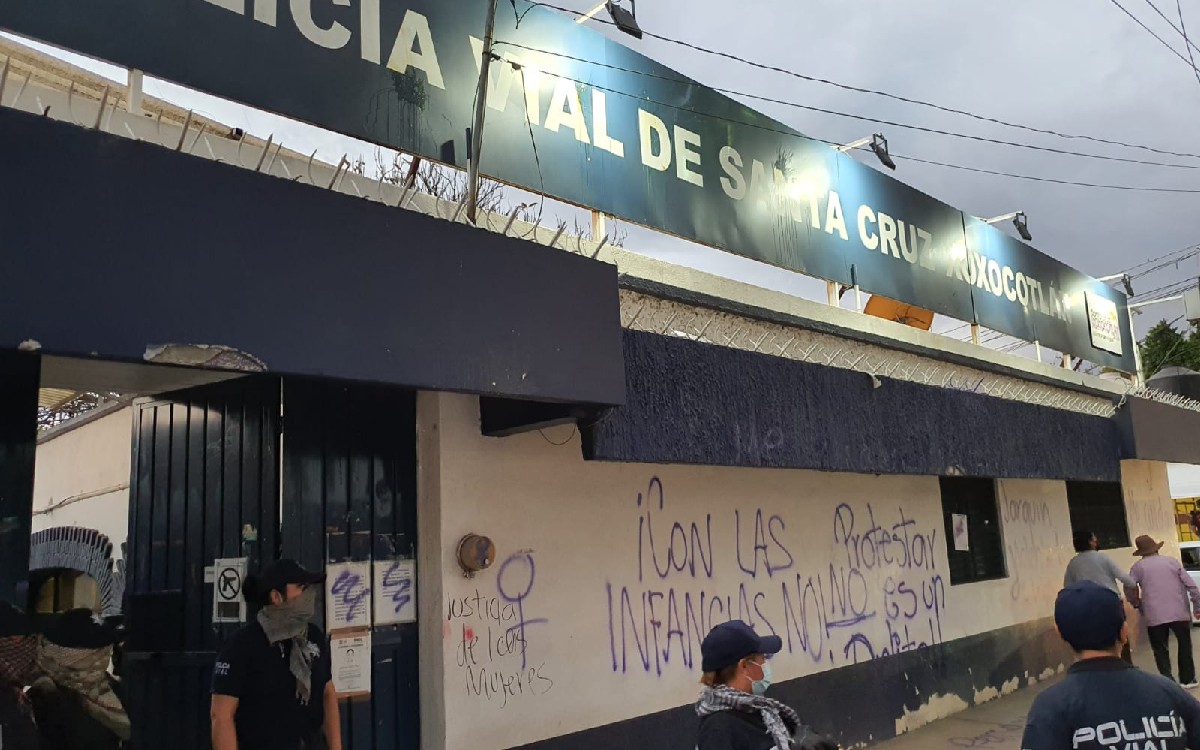 Por protestar contra desapariciones, mujeres sufren abuso policial en Santa Cruz Xoxocotlán, Oaxaca