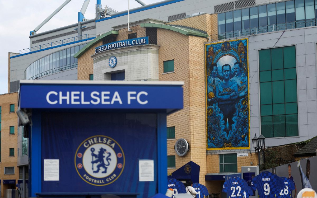 Reino Unido otorga al Chelsea licencia para continuar con ‘ciertas actividades’ tras sanción