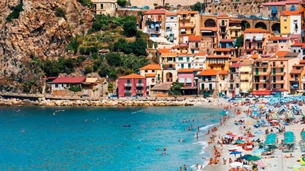Sicilia pagará el viaje a los turistas que vayan a la isla
