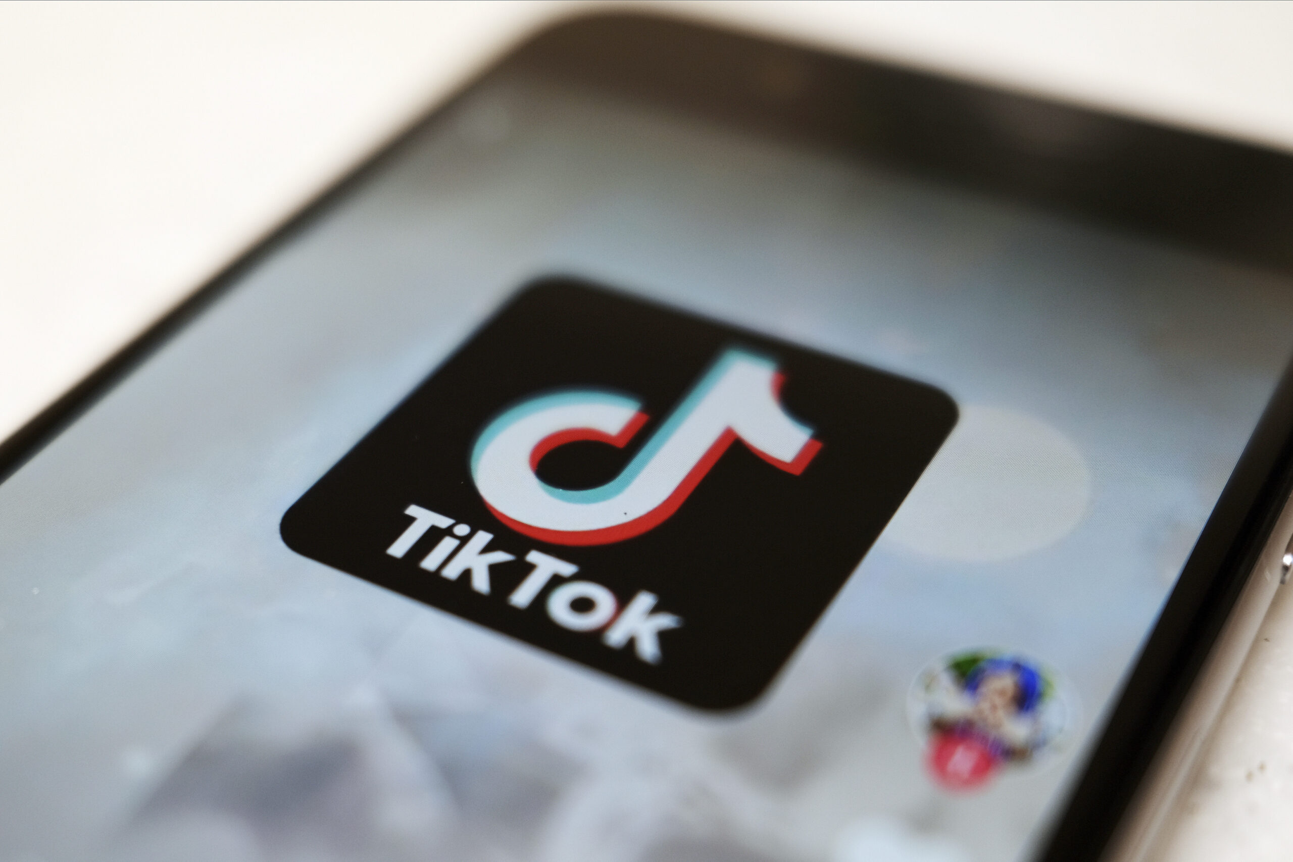 TikTok suspende la transmisión de videos en vivo desde Rusia