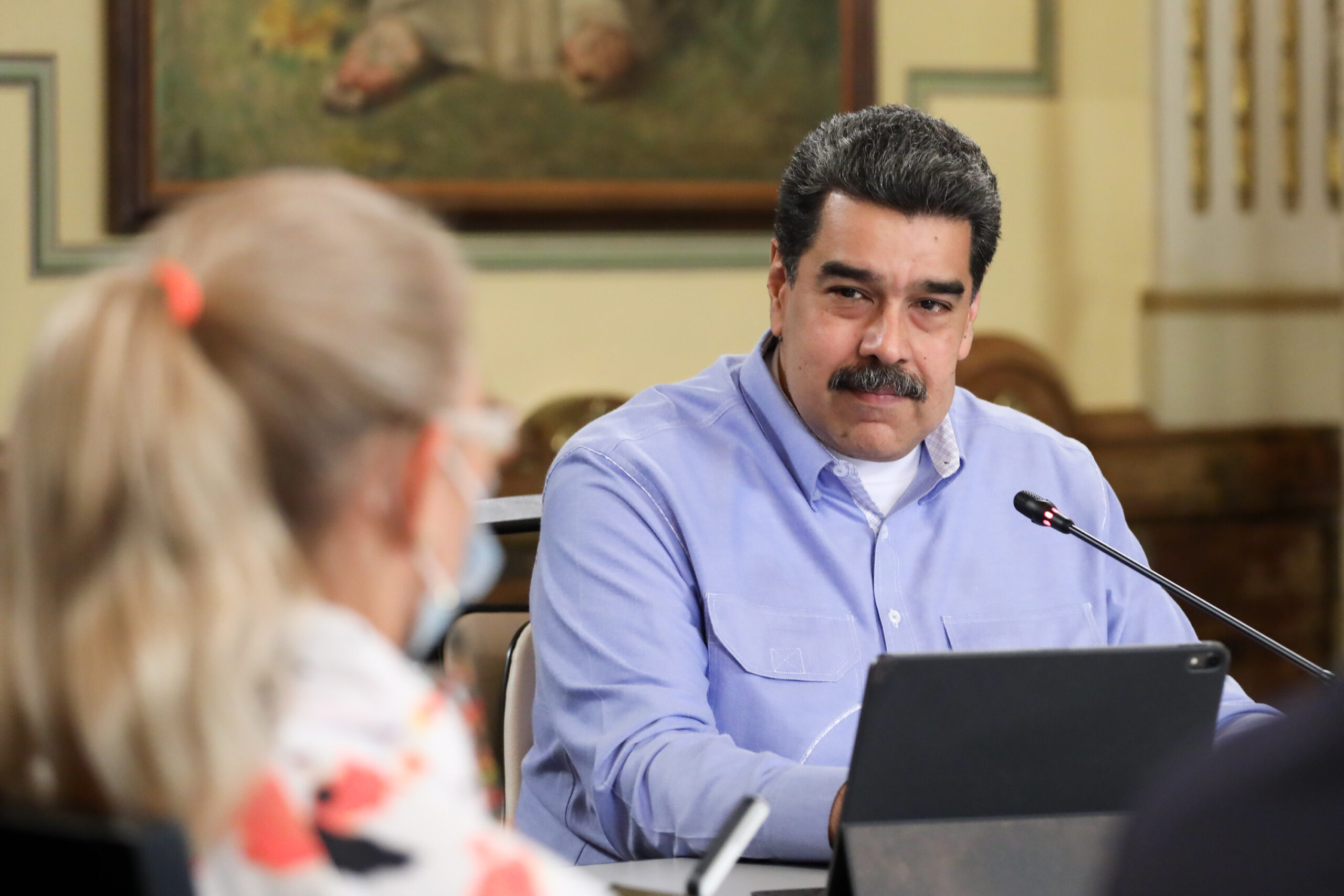 Venezuela recalca la necesidad de reconocer a Maduro como presidente para retomar los intercambios petroleros con EE UU