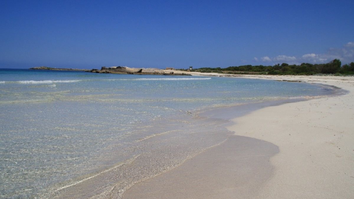 las 5 playas menos masificadas de España