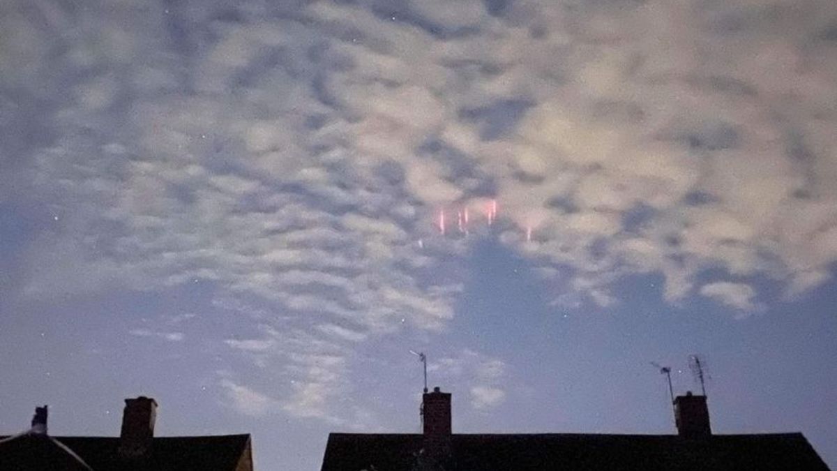 ¿Qué son las luces que han aparecido en el cielo del Reino Unido?