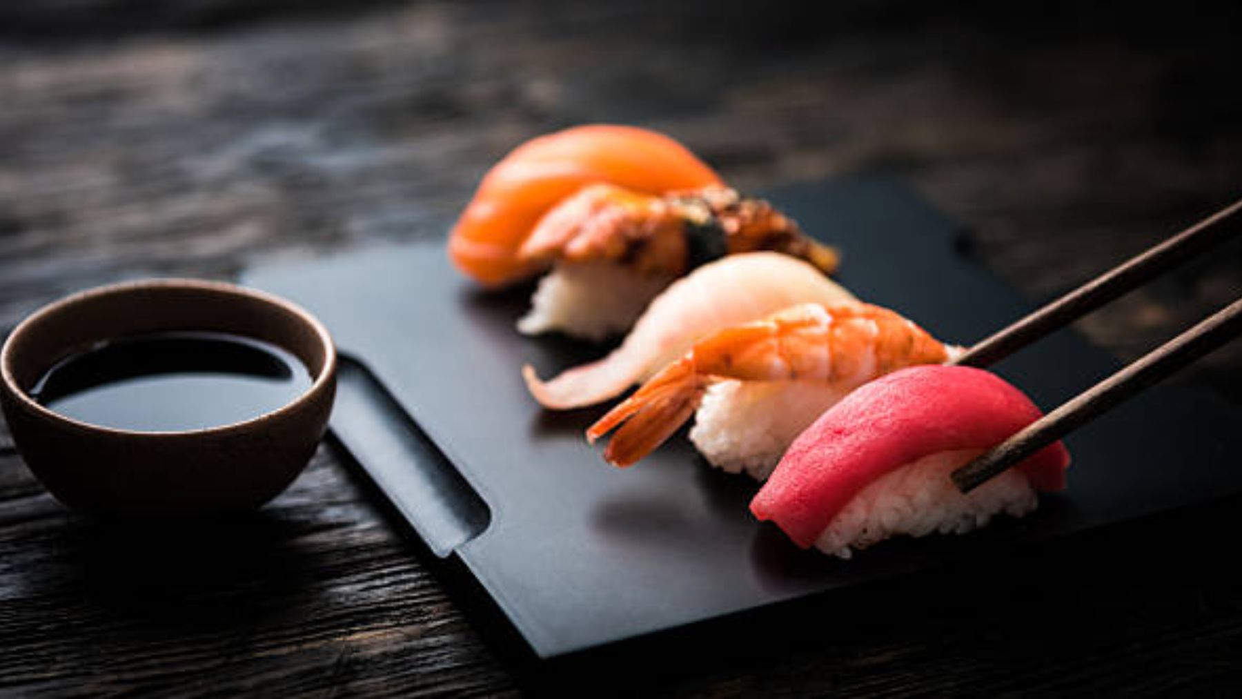 ¿Tienes un antojo constante de sushi? Esto es lo que realmente significa